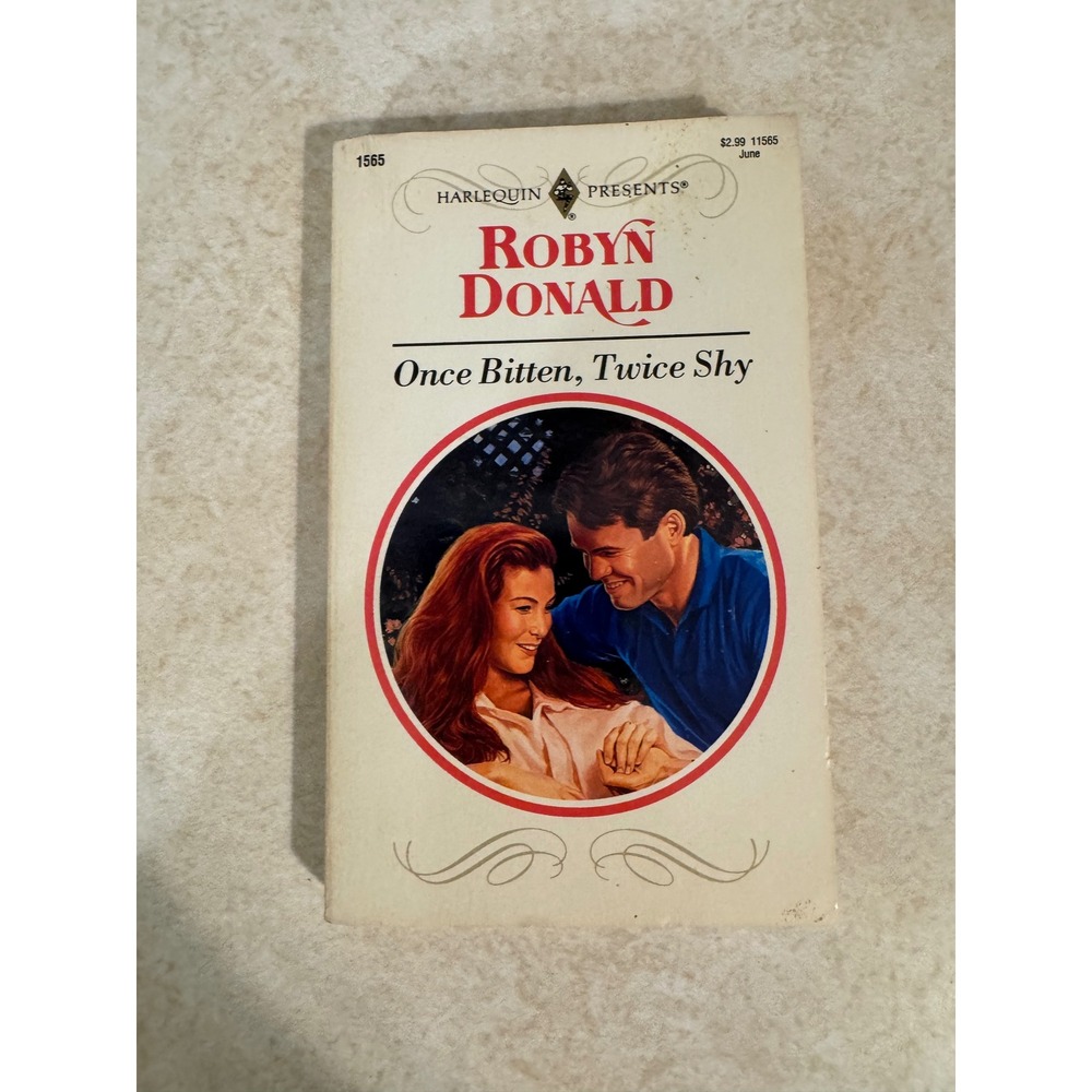 Once Bitten Twice Shy Robyn Donald Harlequin Presents 1565 Vintage 1993 Romance
